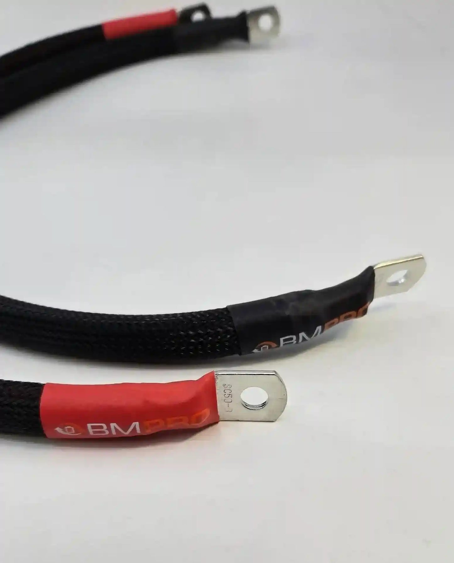 BMPro Battery and Inverter Cable Set 85mmsq 330amp 800mm Mega Fuse Extreme Cover - Pair
