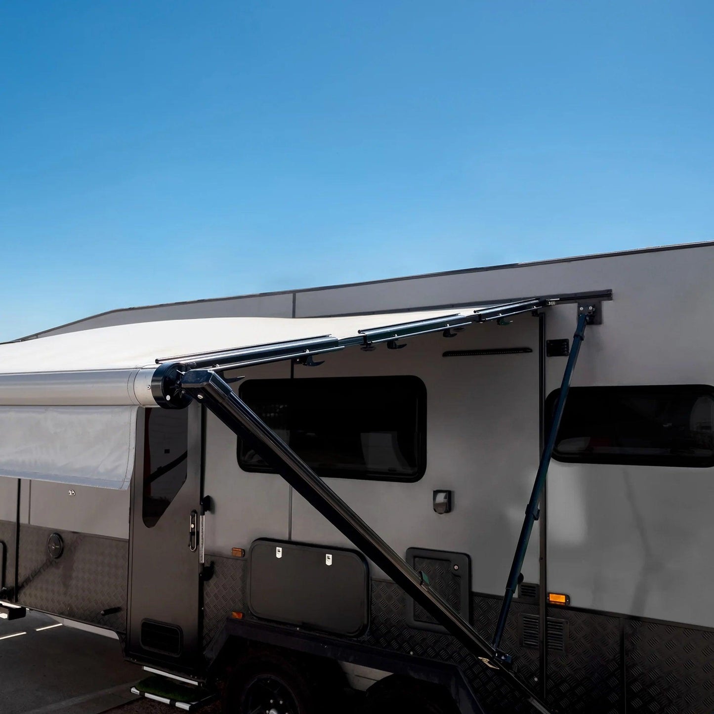 Aussie Traveller Anti-Flap Kit PRO+ Black - Everything Caravans