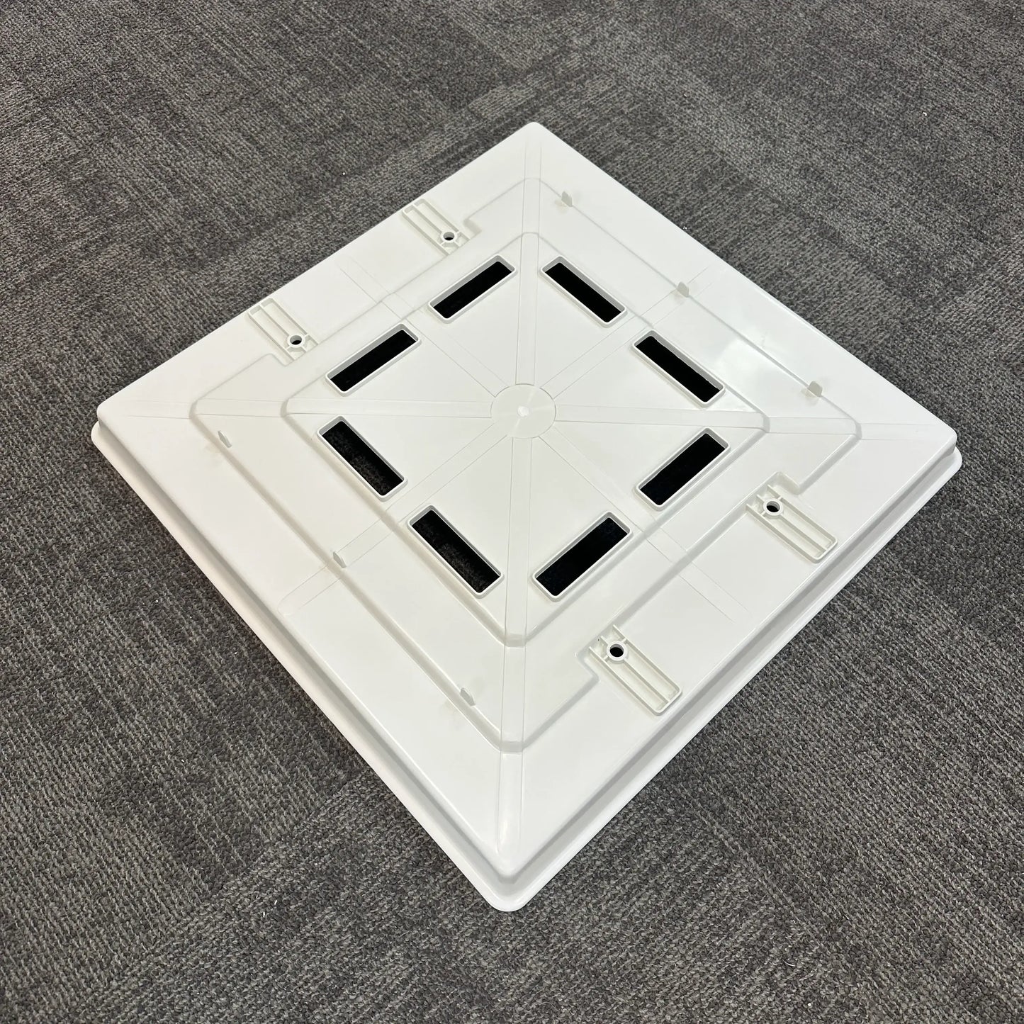 Fiamma White Lid for Vent 50X50 (98683-118) – On Sale