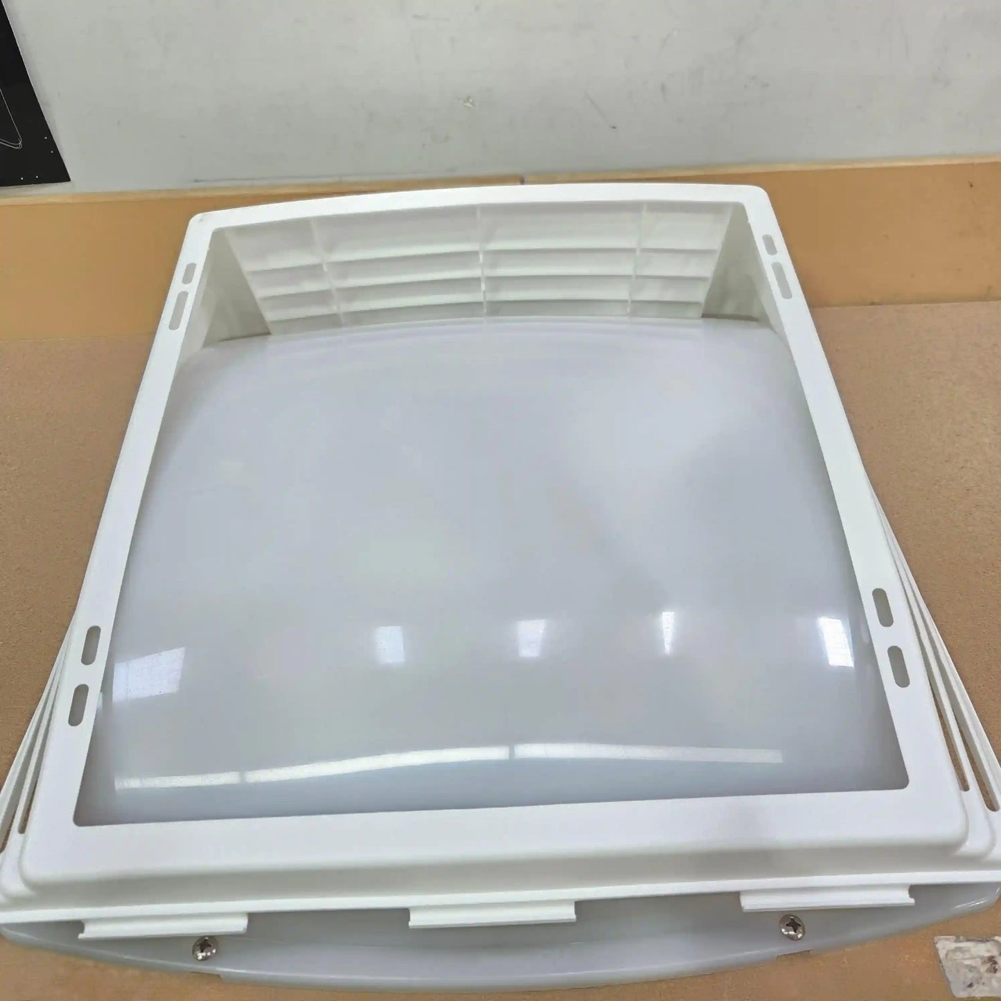 Aero Flo Vent Hatch Cover for 14x14in White - Everything Caravans