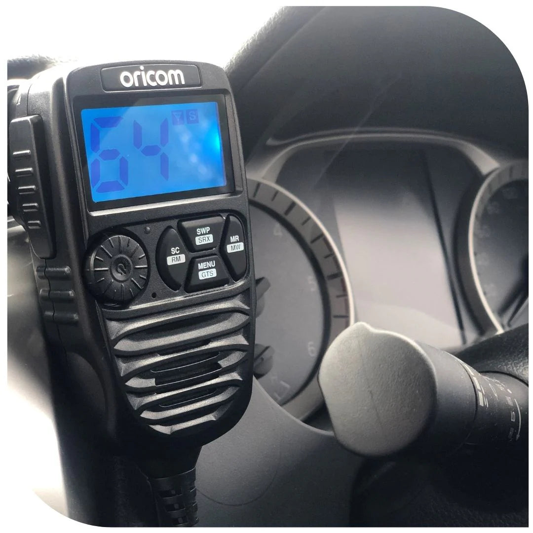Oricom DTX4200XP and ANU1100 4x4 Ultimate Touring Pack