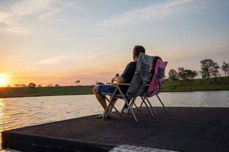 OZtrail Cape Series Recliner Chair Malibu Pink