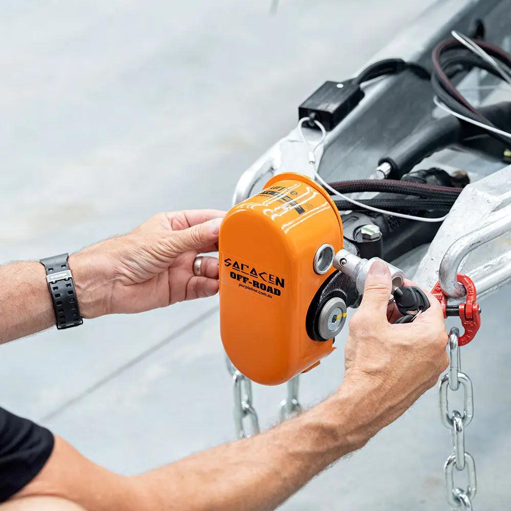 Do35 Saracen Hitch Lock Suitable for Off-Road Do35 - Everything Caravans