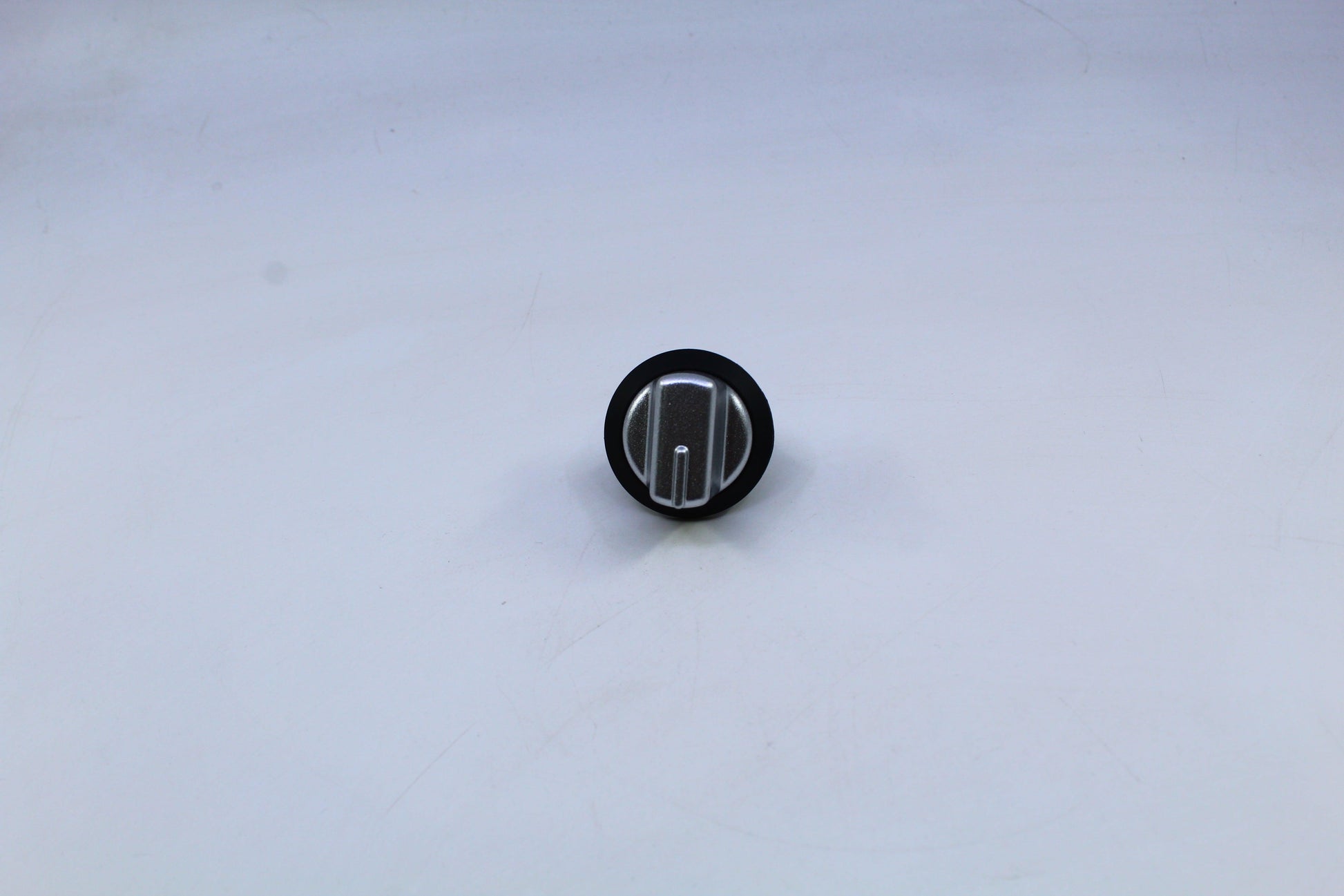 Swift Appliances Single Silver Knob for Oven - Everything Caravans