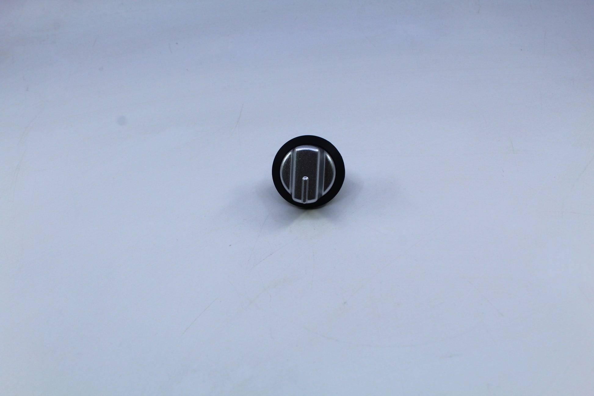 Swift Appliances Single Silver Knob for Oven - Everything Caravans