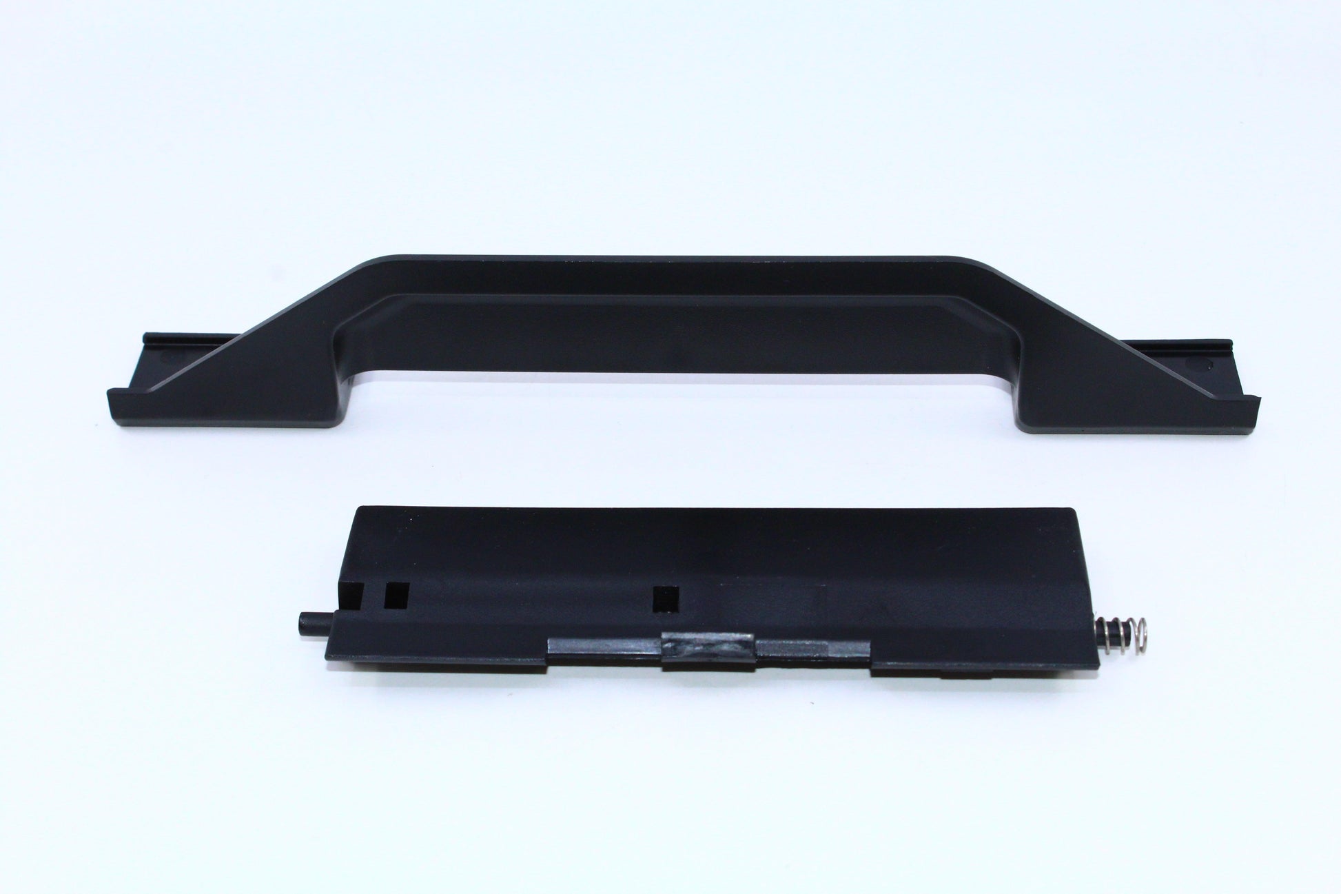 Door latch assembly for Thetford T2152Z Fridge - new - Everything Caravans