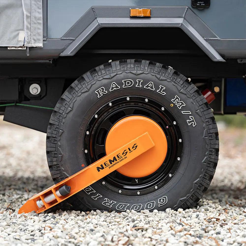 Nemesis Wheel Clamp Suits on and Off Road Tyres Up to 275mm 17 inch Rims - Everything Caravans