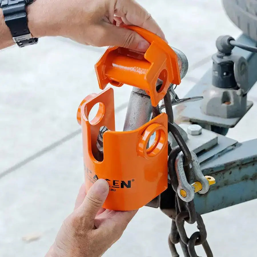 Saracen Hitch Lock for Most Australian Hitches - Everything Caravans