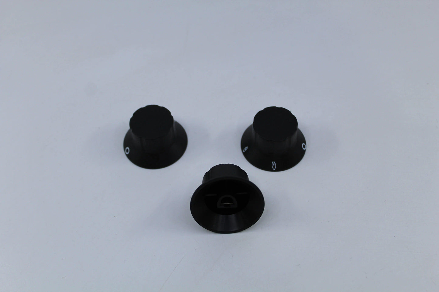 Thetford Control Knobs Set Black for SCU3530XX Cooker - Everything Caravans