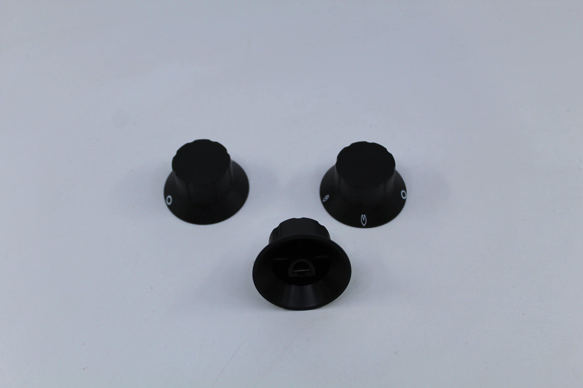 Thetford Control Knobs Set Black for SCU3530XX Cooker - Everything Caravans