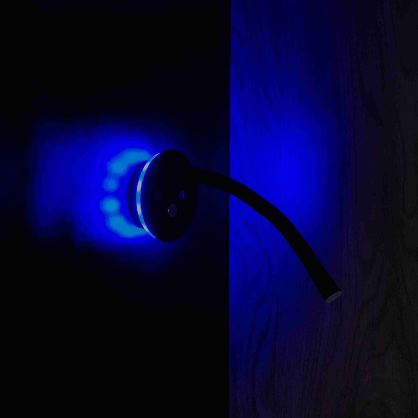 Supex 80mm LED Caravan Reading Light With USB-C Flexible Arm