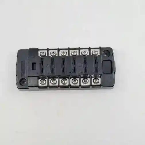 Fuse Block ST Blade 6 Circuit independent Power Source