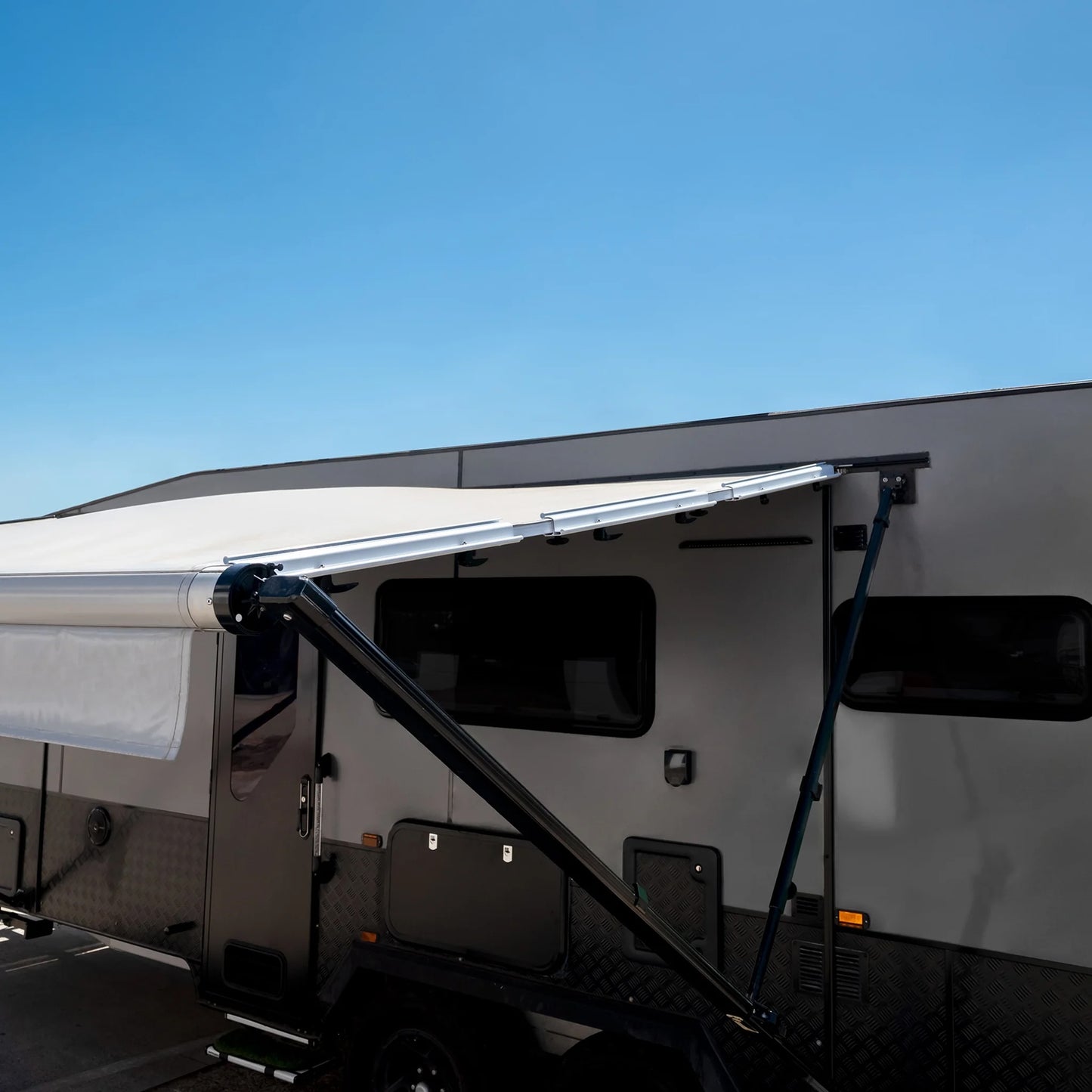 Aussie Traveller Anti-Flap Kit PRO+ Black - Everything Caravans