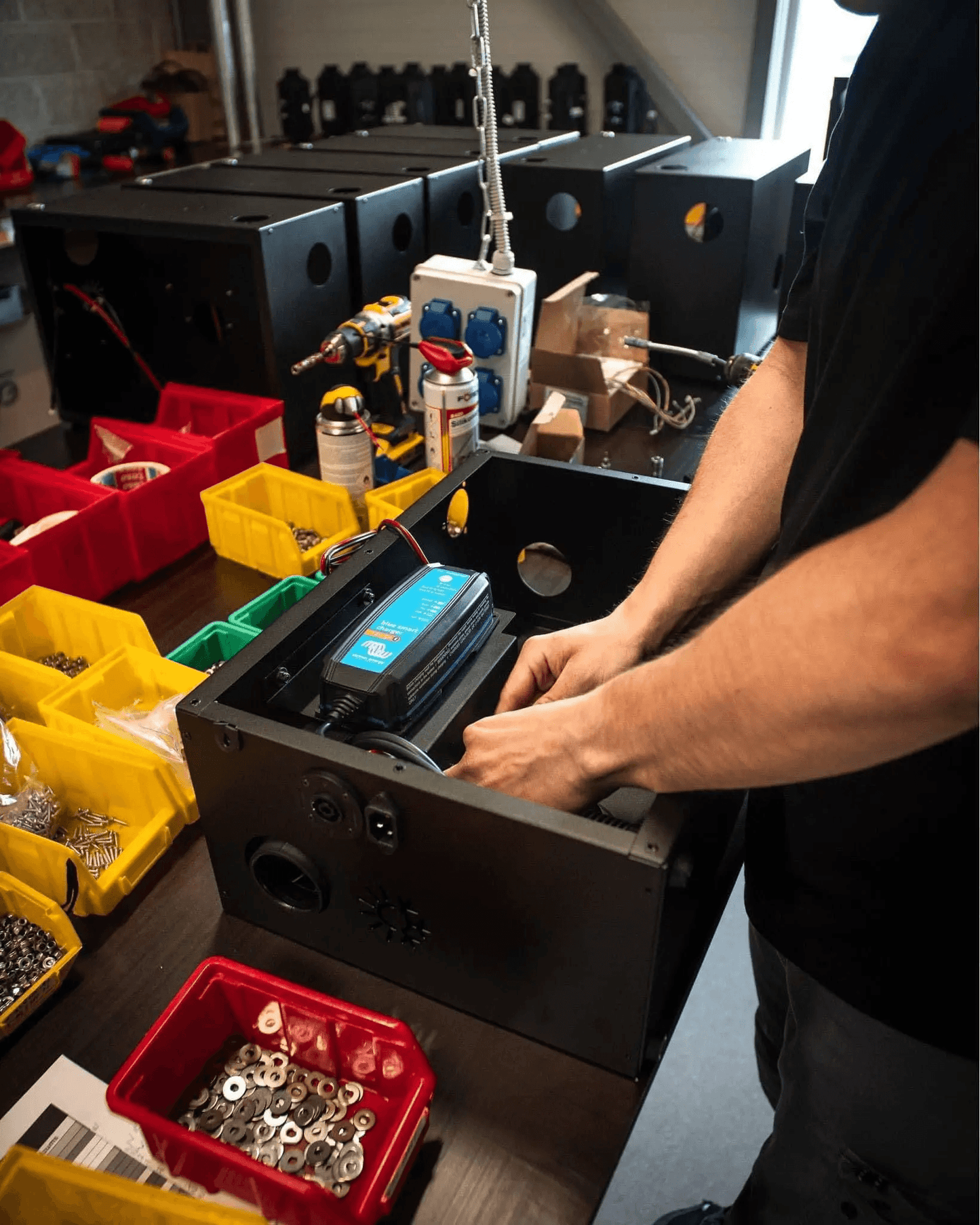 Autoterm Diesel Air Heater 12volt 2Kw Travel Box 2.0 - lithium bluetooth - Everything Caravans