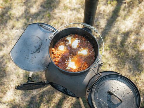 Campfire Dutch Camp Oven Pre Seasoned 4.5 Quart