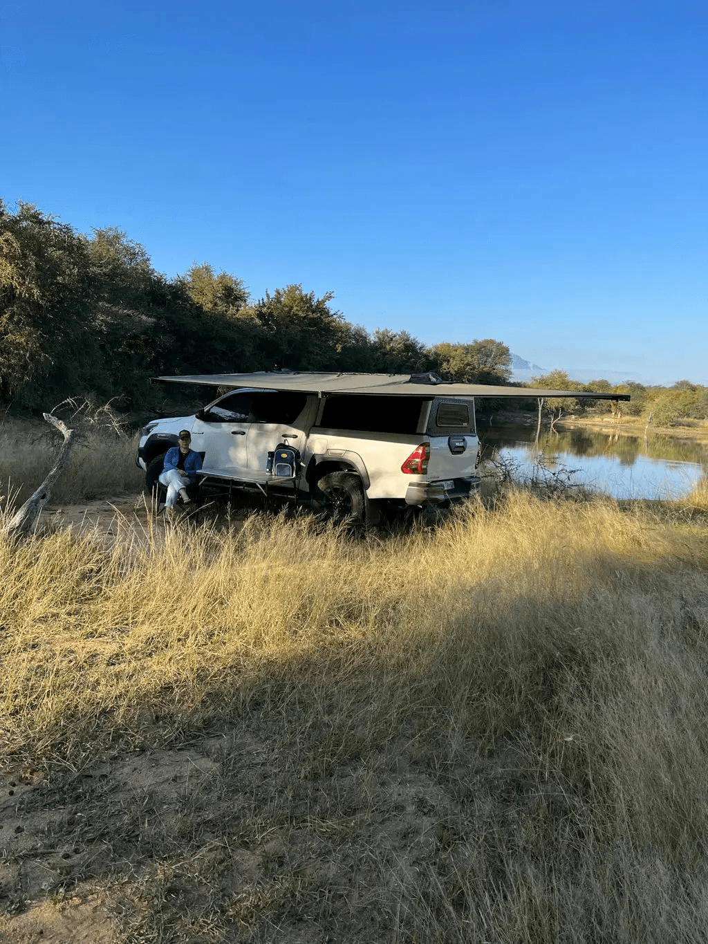 Eezi-Awn Dragonfly 180 Awning 2.3M Freestanding Left Side Mount Beige - Black Friday Sale - Everything Caravans