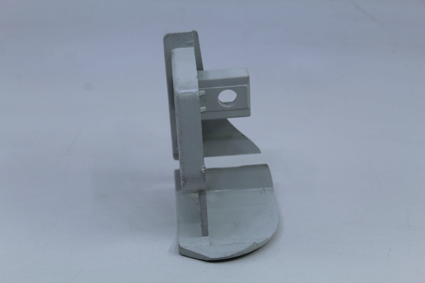 Fiamma F45I-F1 Lead Bar R-H Cap. 04273A01C – On Sale - Everything Caravans