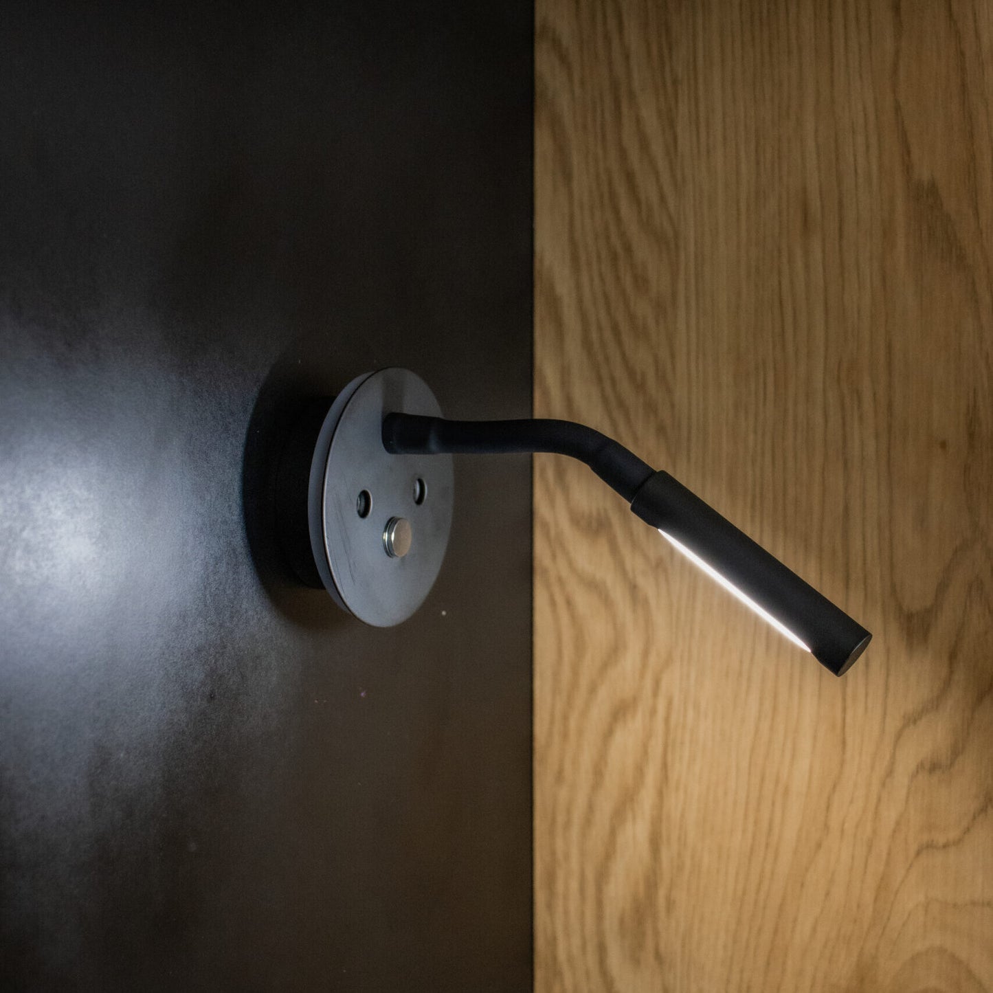 Supex 80mm LED Caravan Reading Light With USB-C Flexible Arm