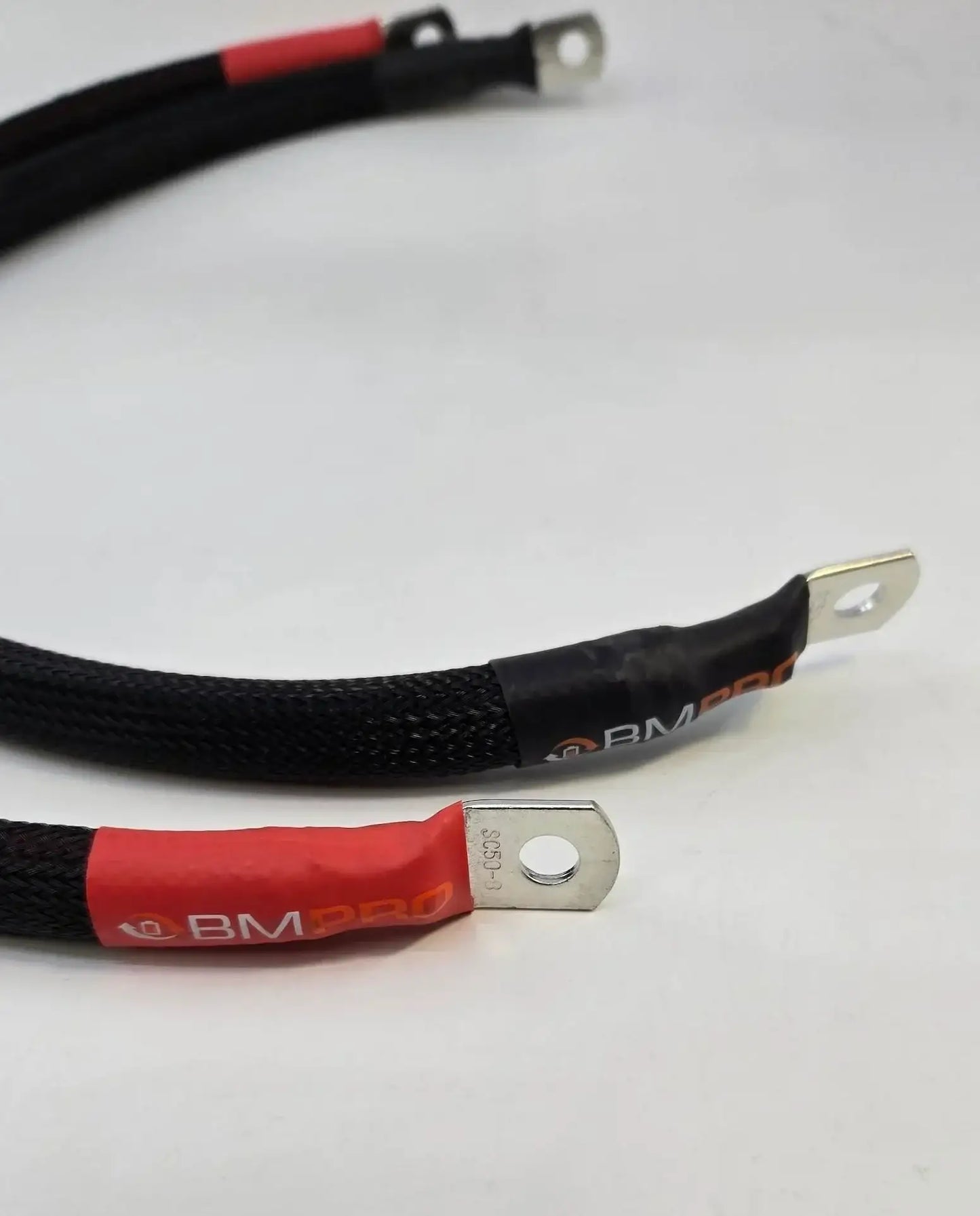BMPro Battery and Inverter Cable Set 85mmsq 330amp 600mm Mega Fuse Extreme Cover - Pair