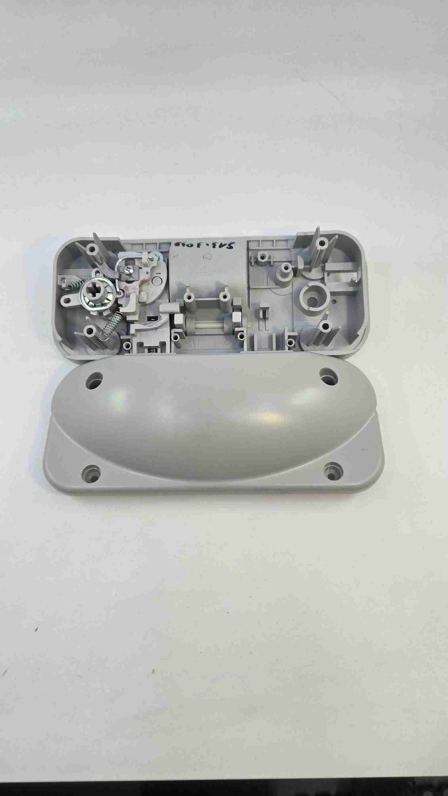 Dometic Door Lock Right Hand Seitz Caravan