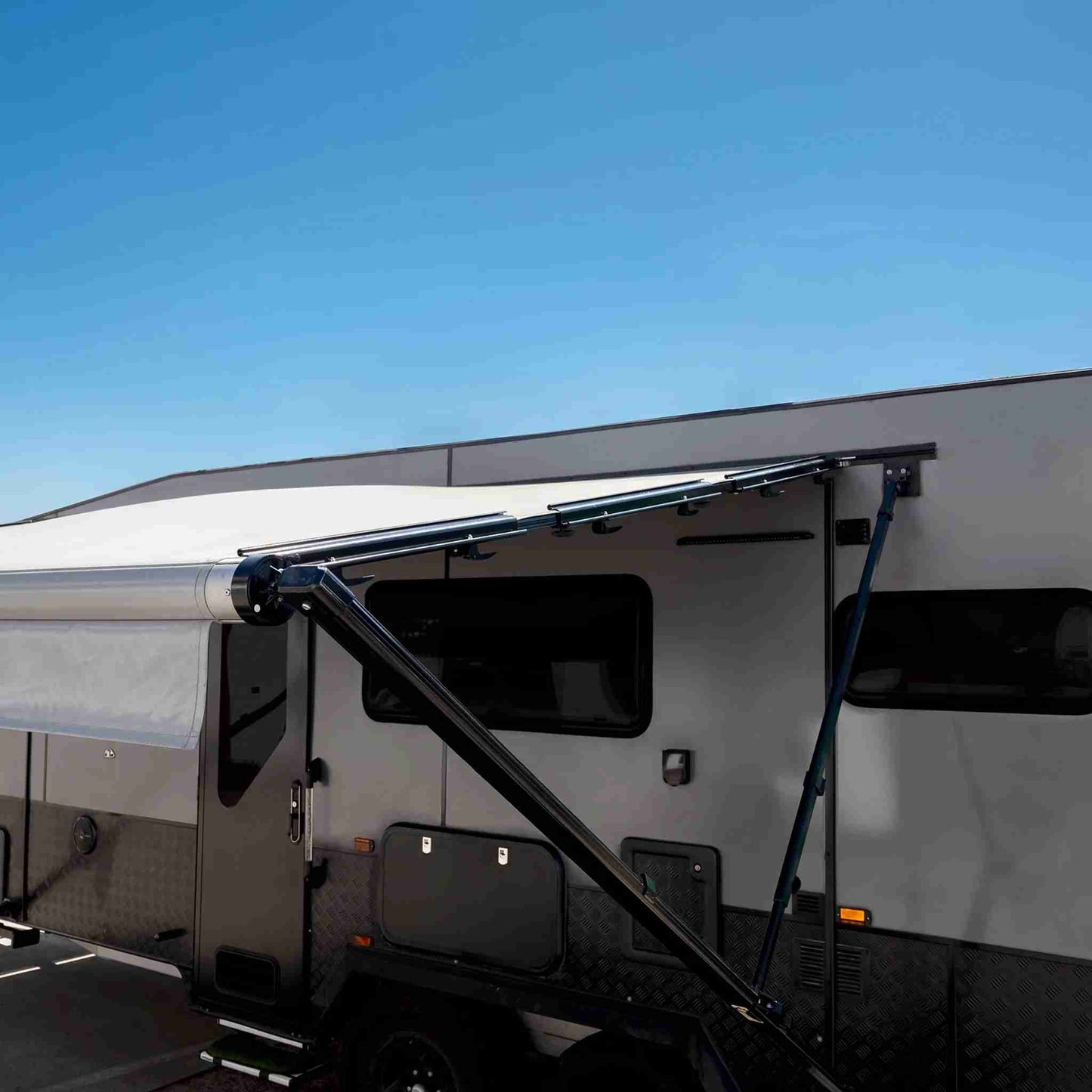 Aussie Traveller AFK Anti-Flap Kit PRO+ White 2100mm to 2500mm