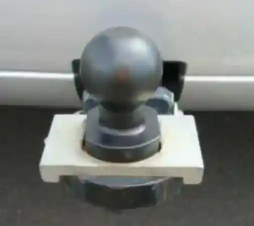 Alko AKS towball Retention Plate for European Vans with Alko Hitch - Everything Caravans