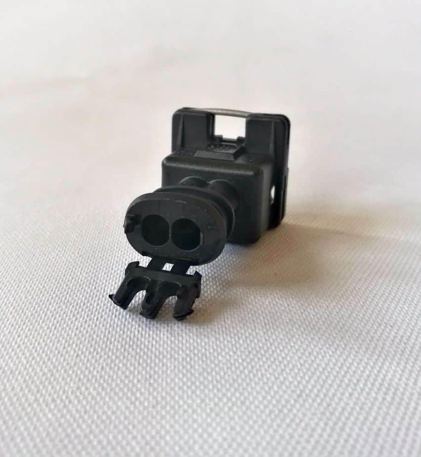 Autoterm Diesel Air Heater Fuel Pump Wire Connector - Everything Caravans