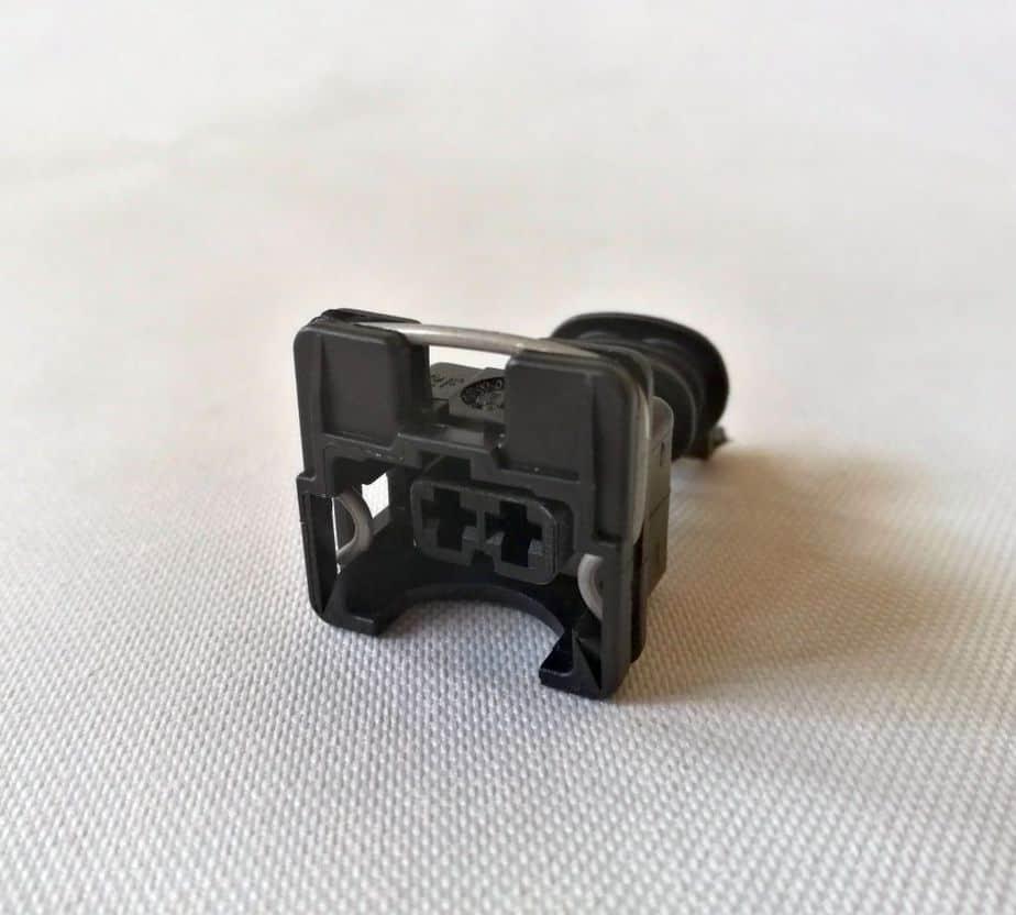 Autoterm Diesel Air Heater Fuel Pump Wire Connector - Everything Caravans