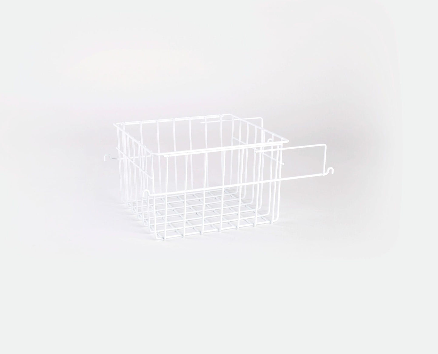 Bushman SC35 Medium Basket - Everything Caravans