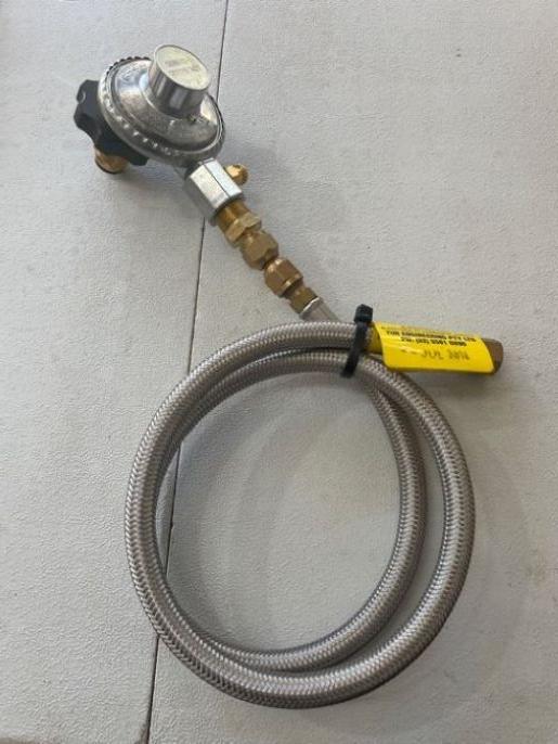 Braided Gas Hose and Regulator for Chescold 3 Way Fridge - Everything Caravans