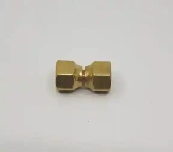 Brass Gas fitting 1-2 Flare Swivel Union for 1-2 Flare - Everything Caravans