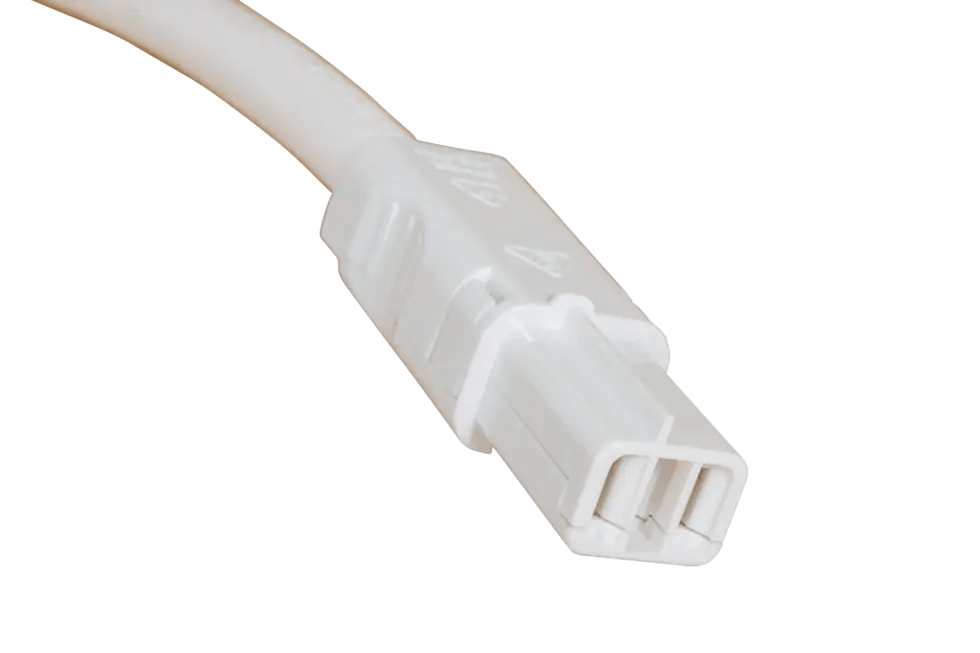 1.0M Connection Lead "C" Style CMS 230Vac Plug N Play - Everything Caravans