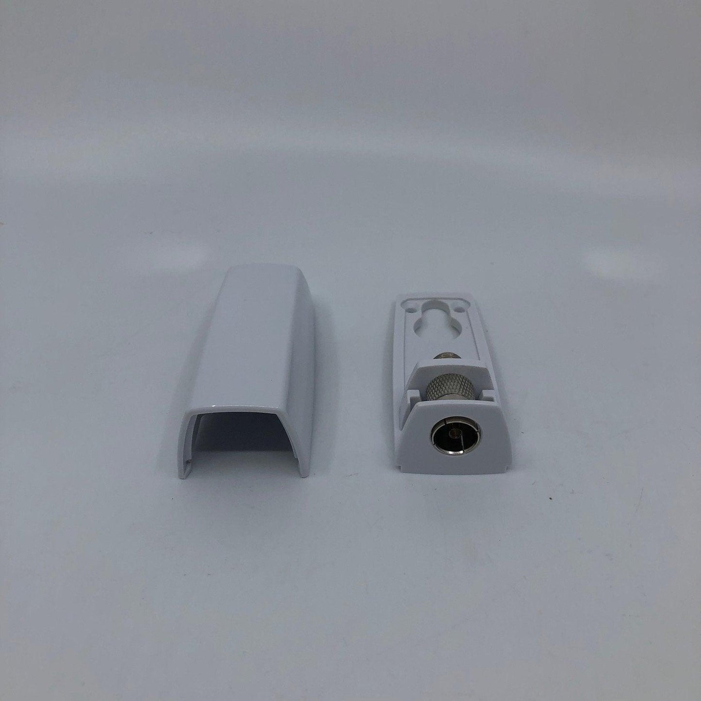 CMS TV Antenna Outlet White for Caravan 240 Electrics - Everything Caravans
