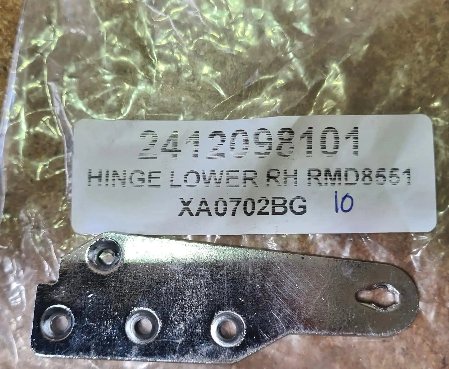 Dometic Lower Hinge for Right Hand Side RMD RMDX - Everything Caravans
