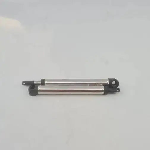 Dometic Sietz Window Stay (Pair) for 350mm High Windows Sk4 - Everything Caravans