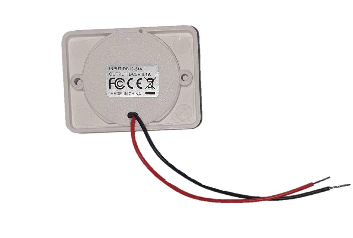 Dual USB White Flush Mount 3.1A with Swivel Cover - Everything Caravans