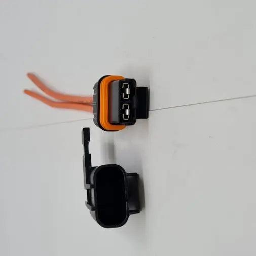 in Line Fuse Holder for Standard Blade Fuse Up to 30A Pack of 10 - Everything Caravans