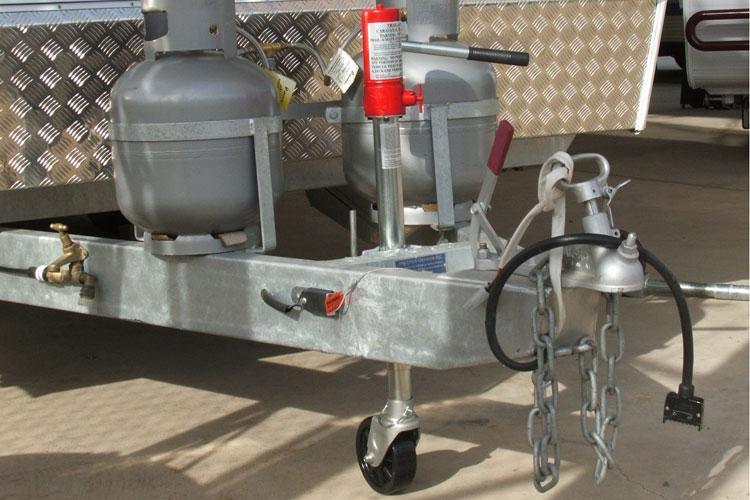 Trail-A-Mate Hydraulic Jockey Wheel and Jack Kit 1000Kg - Everything Caravans