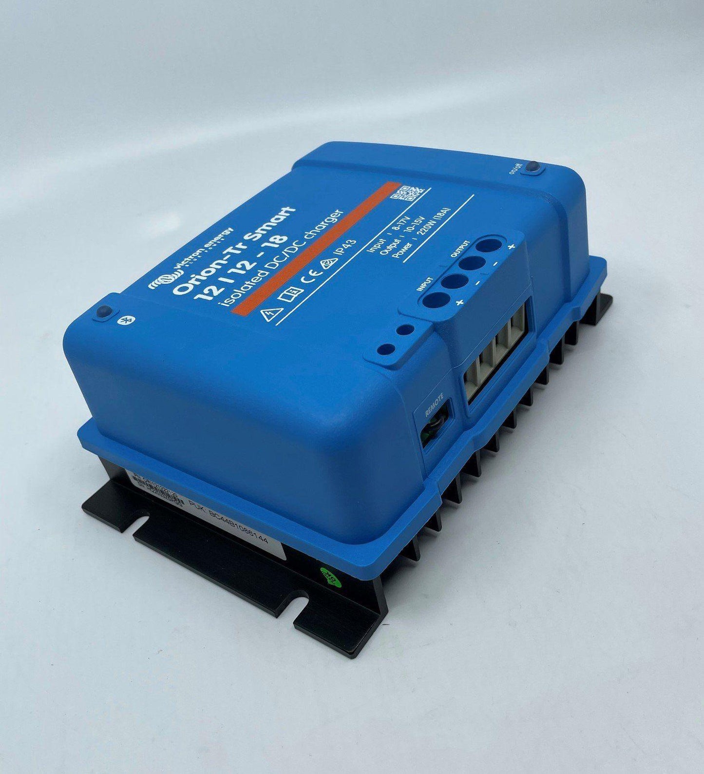 Victron Orion-Tr Smart 12volt 12volt 18amp DC Dc Charger - Everything Caravans