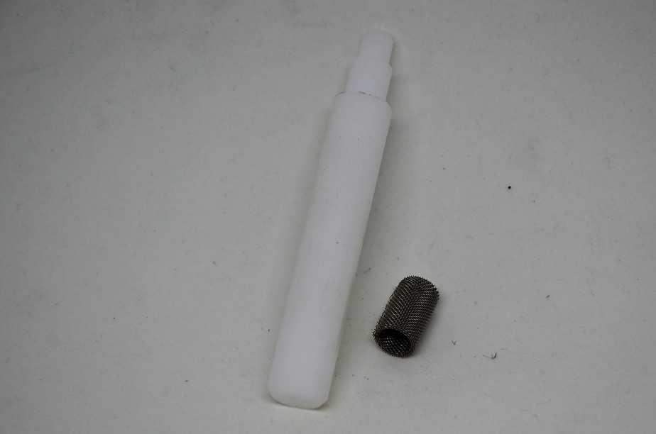 Warmda Diesel Heater Screen Plug for D2 D4 Main Fuel Screen - Everything Caravans