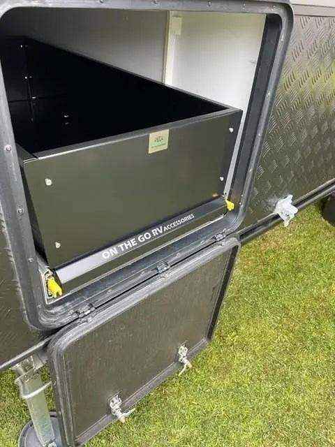 560mm wide High Sides x 1000mm Long - Everything Caravans
