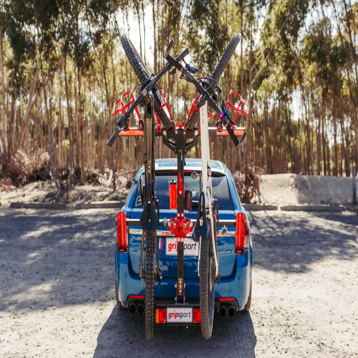 Gripsport Versa 2.4 Folding Short Hitch 4 Bike Vertical Rack