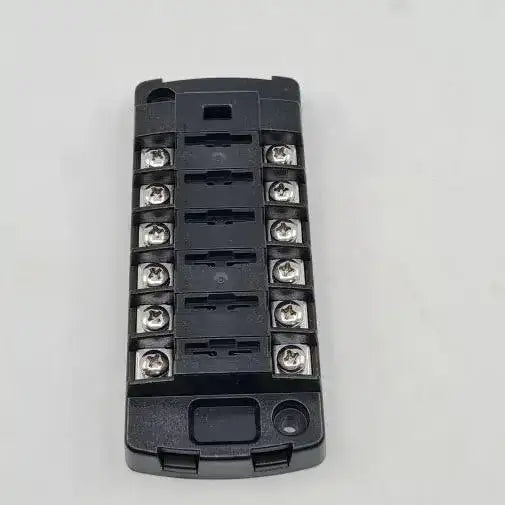 Fuse Block ST Blade 6 Circuit independent Power Source