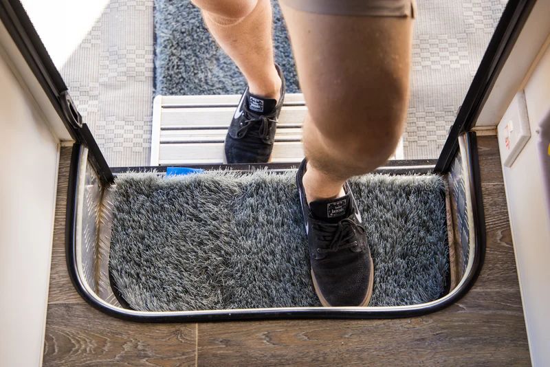 Companion Caravan Dust-Off Mat Ins Step 58 x 26cm