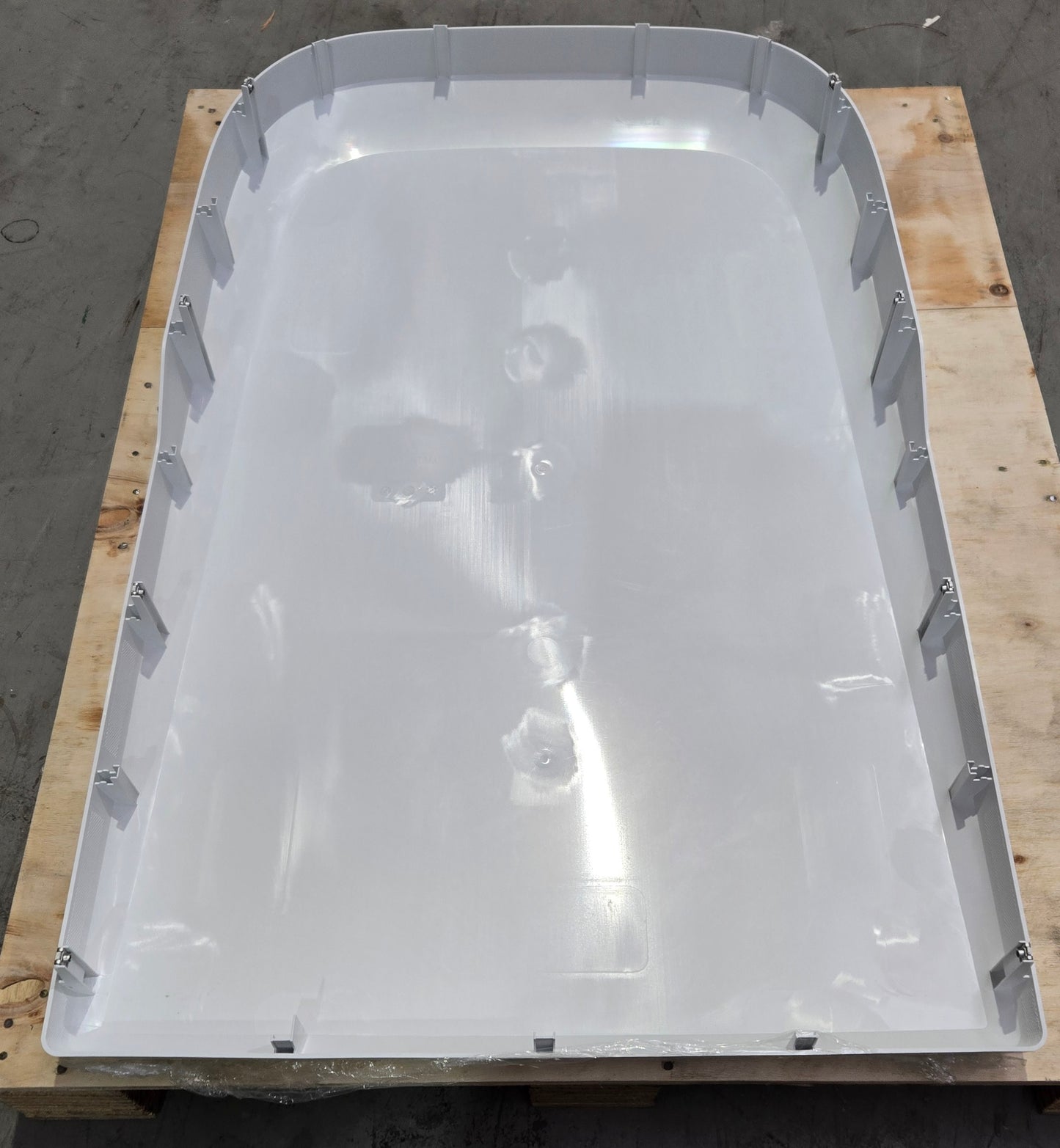 Dometic Aircon SHROUD to suit Fresh Jet FJX and FJZ Pro White