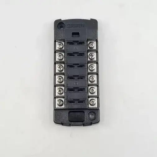 Fuse Block ST Blade 6 Circuit independent Power Source