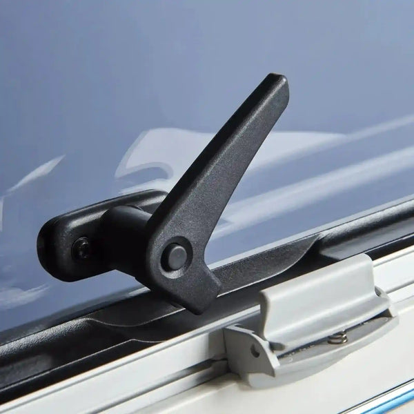 Dlux Window 34M 1000X800 - Everything Caravans