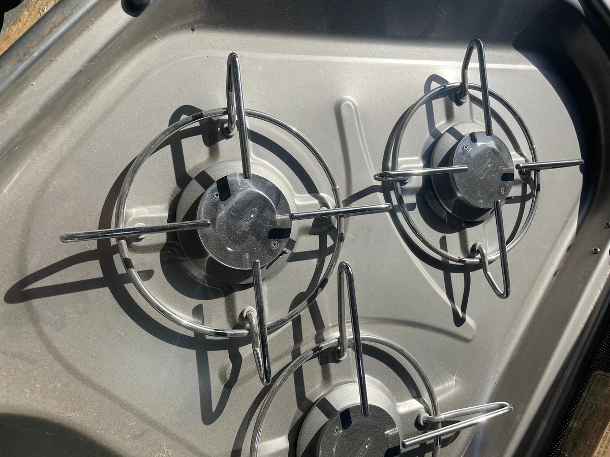 Ex Display Dometic Combi Unit 3 Burner Sink Combination 1 Only