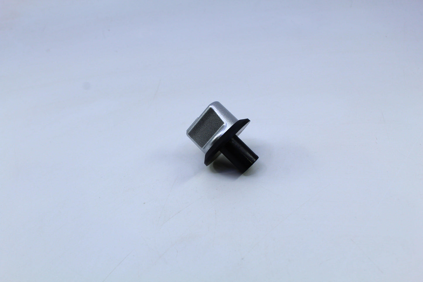 Swift Appliances Single Silver Knob for Oven - Everything Caravans