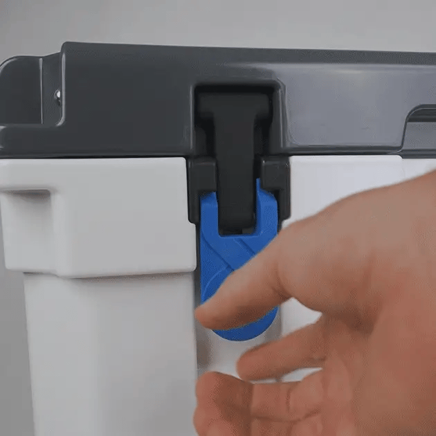 EvaKool 40L Alpine Cooler with extended ice retention